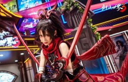 西山居CJ大手笔：《剑侠世界3》花海、大剑、coser爆红